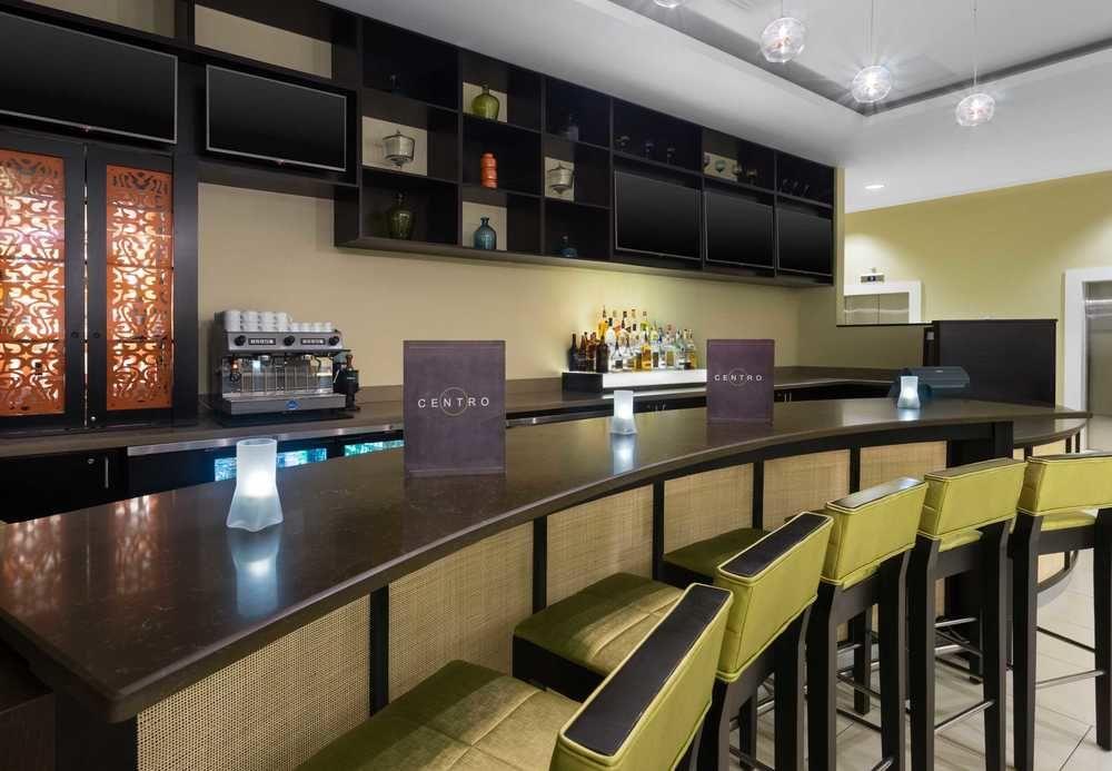 Courtyard By Marriott Kingston, Jamaica Hotell Eksteriør bilde