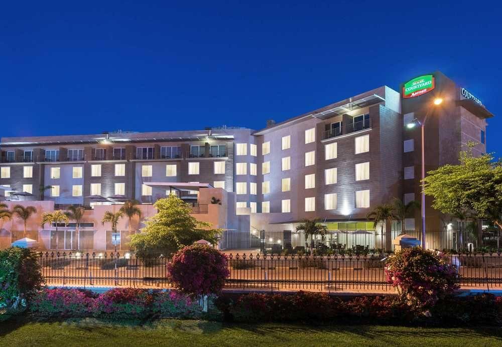 Courtyard By Marriott Kingston, Jamaica Hotell Eksteriør bilde
