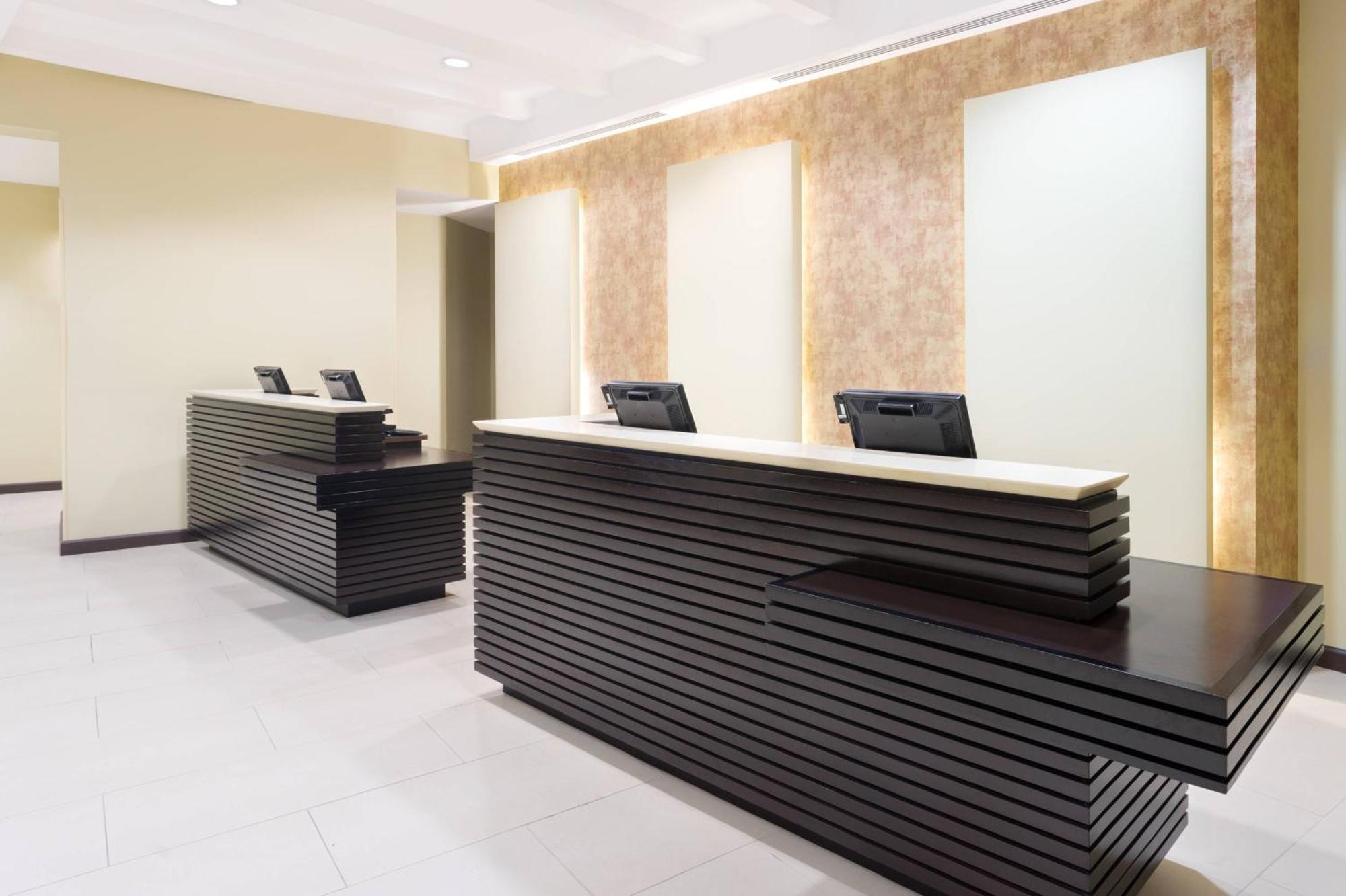 Courtyard By Marriott Kingston, Jamaica Hotell Eksteriør bilde