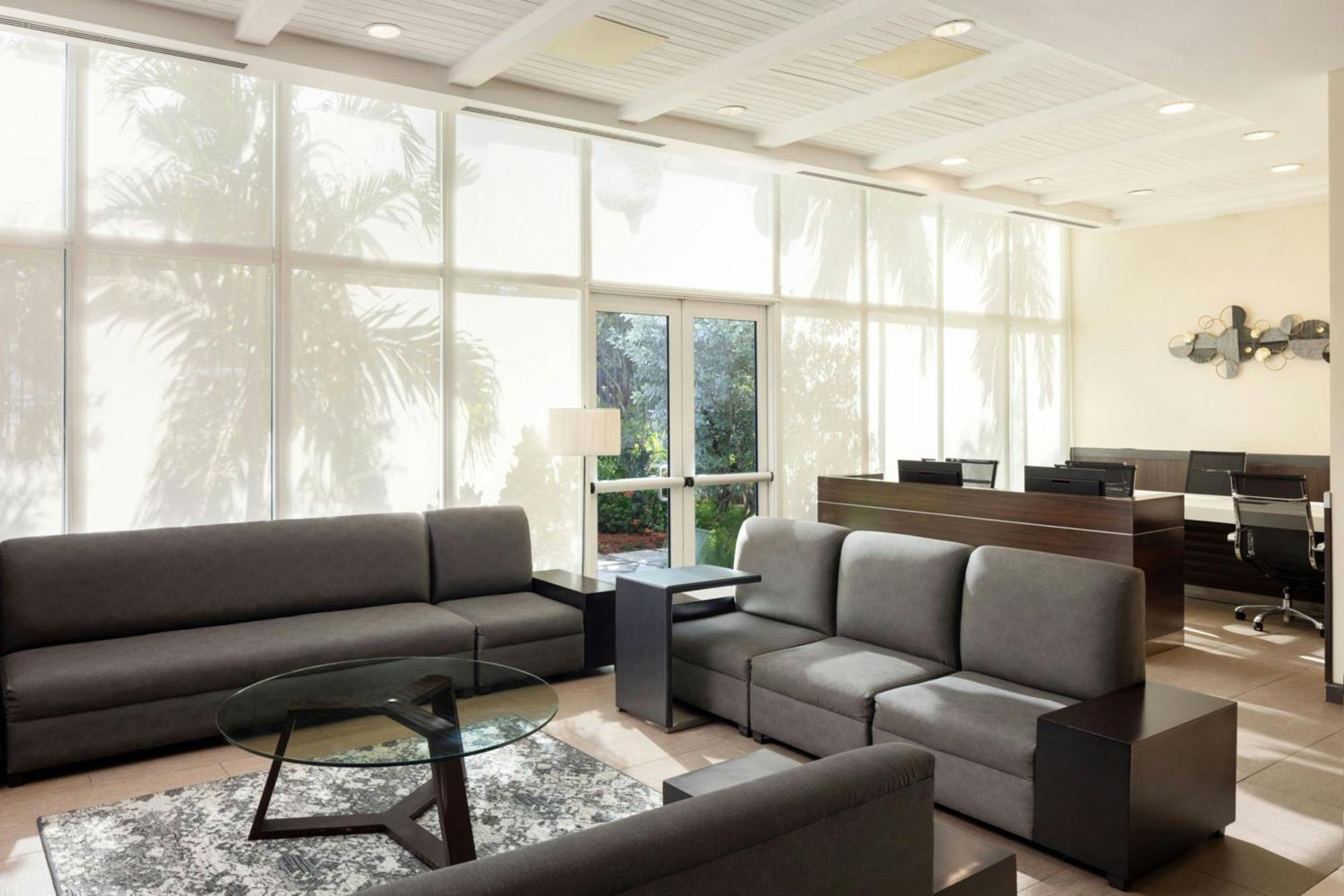 Courtyard By Marriott Kingston, Jamaica Hotell Eksteriør bilde
