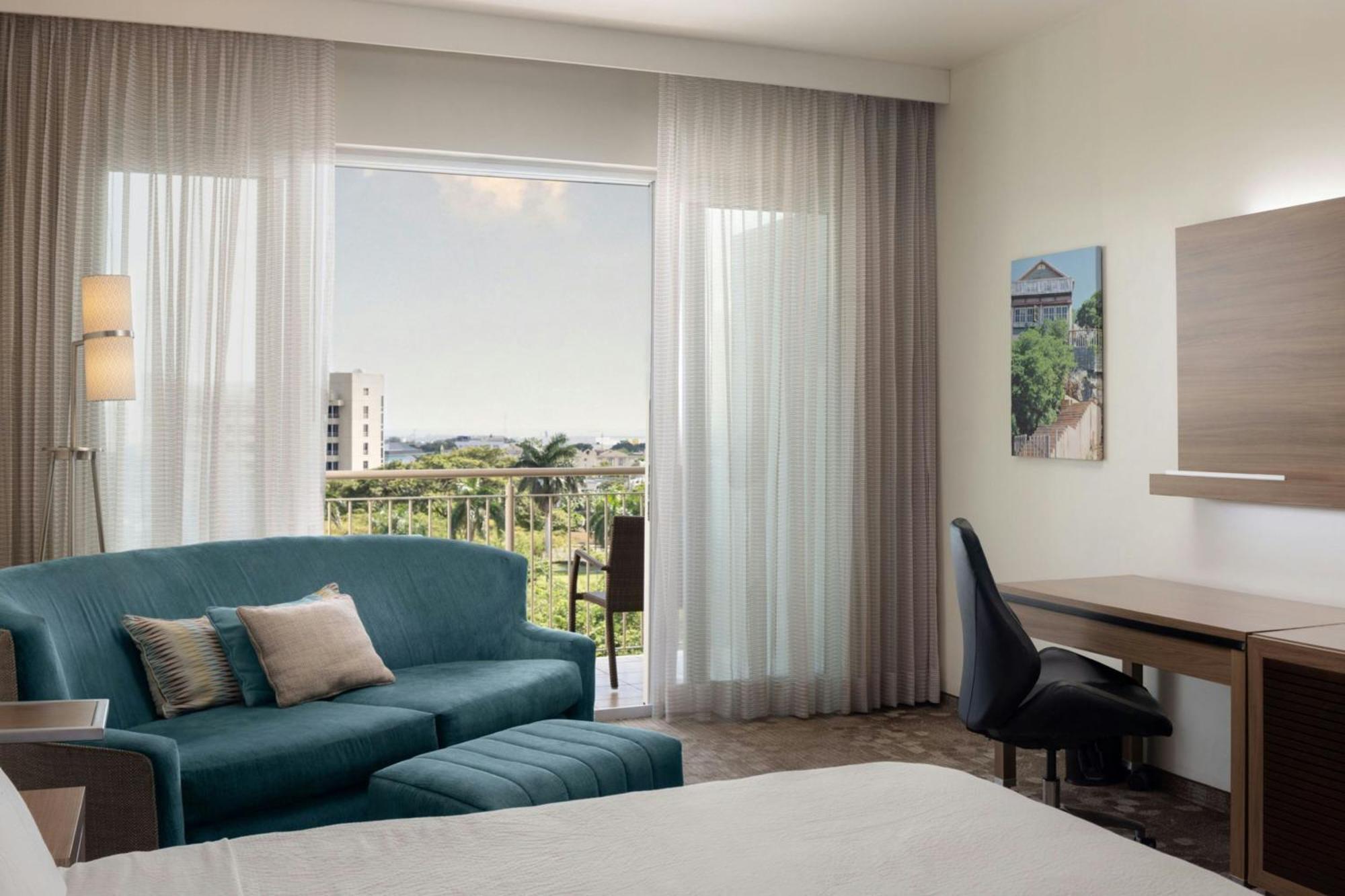 Courtyard By Marriott Kingston, Jamaica Hotell Eksteriør bilde